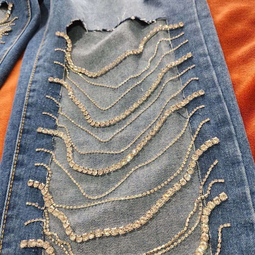 Kiwi Denim Jeans Size Large Blue Color Drop Rhinestones. - Picture 13 of 16